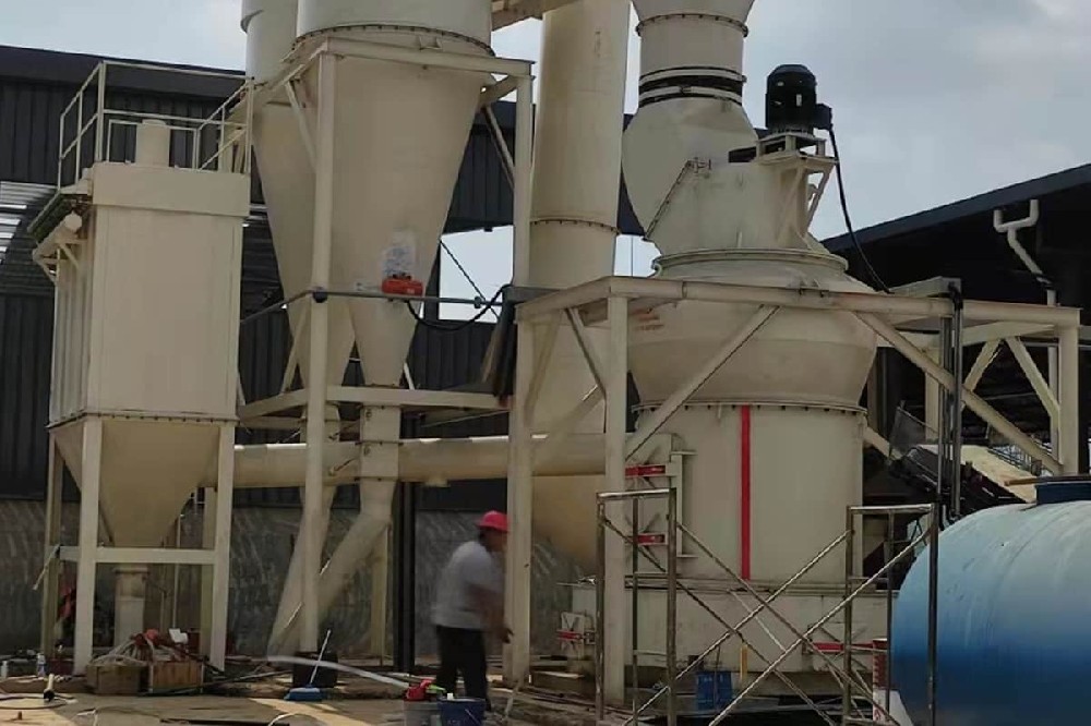 鉀長石磨粉加工用什么磨粉機