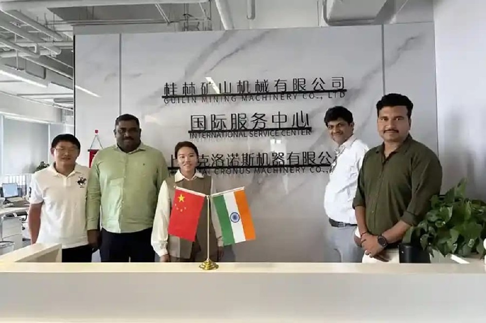 克洛諾斯磨粉機廠家與印度客戶的合作之旅